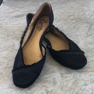Silk ballet flats. Great condition. Size 9.